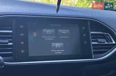 Универсал Peugeot 308 2015 в 