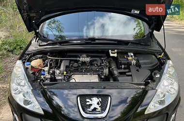 Универсал Peugeot 308 2009 в 