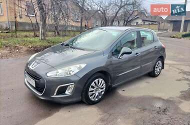 Хетчбек Peugeot 308 2012 в 