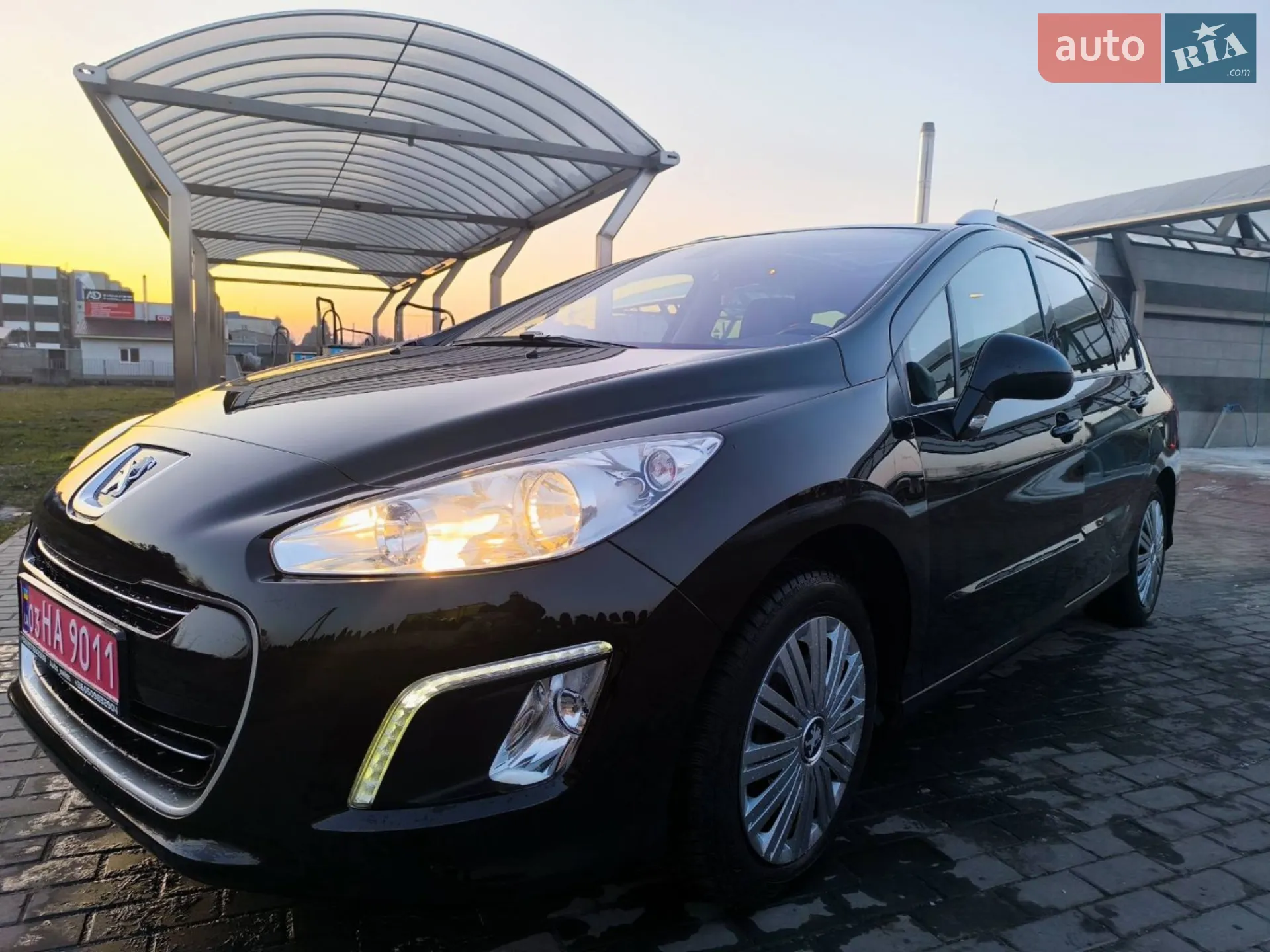 2013 Peugeot 308 - мініатюра 10