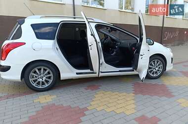 Універсал Peugeot 308 2013 в 