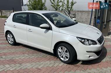 Хетчбек Peugeot 308 2016 в 