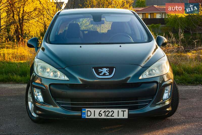 Хэтчбек Peugeot 308 2007 в Костополе