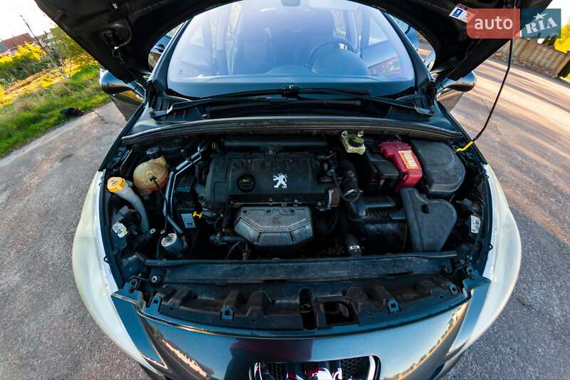 Хэтчбек Peugeot 308 2007 в Костополе