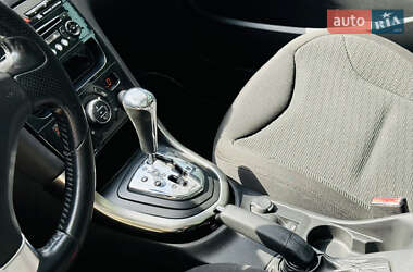 Хэтчбек Peugeot 308 2012 в 