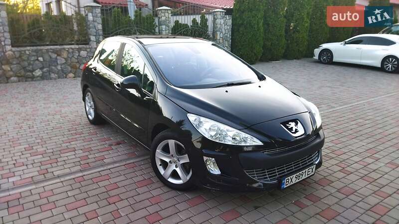 Хэтчбек Peugeot 308 2007 в Староконстантинове
