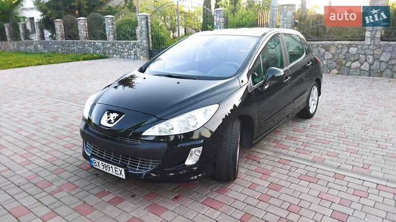 Хэтчбек Peugeot 308 2007 в Староконстантинове