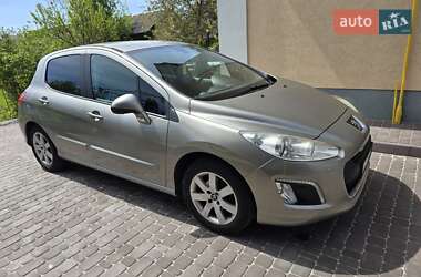 Хетчбек Peugeot 308 2012 в Києві