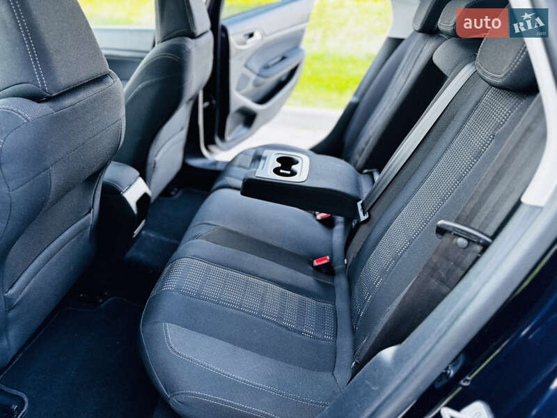 Універсал Peugeot 308 2015 в Здолбуніві