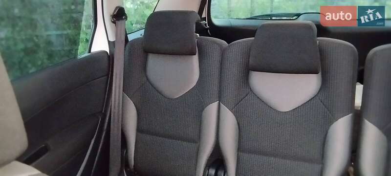 Универсал Peugeot 308 2013 в Чернигове фото 2 Универсал Peugeot 308 2013 в Чернигове