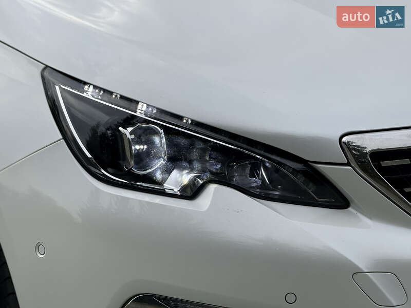 Универсал Peugeot 308 2018 в Дубно
