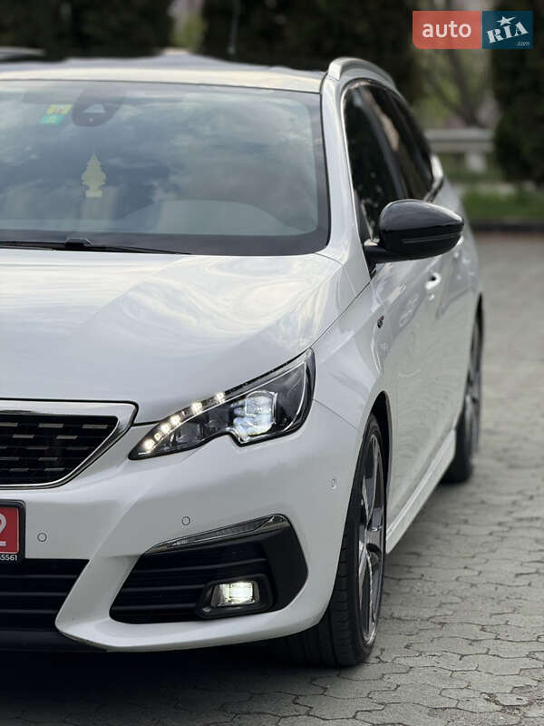 Универсал Peugeot 308 2018 в Дубно