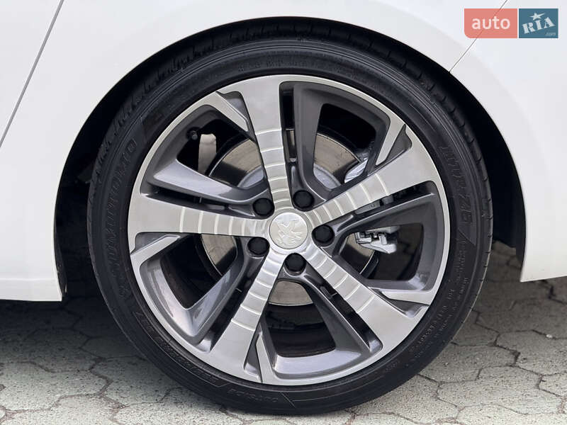 Универсал Peugeot 308 2018 в Дубно