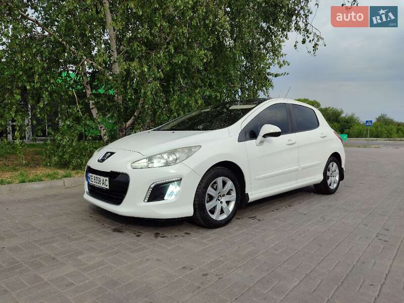 Peugeot 308 2011