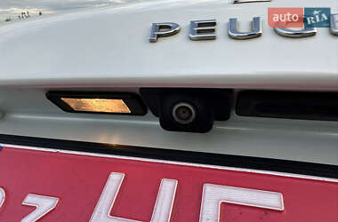 Хэтчбек Peugeot 308 2018 в 
