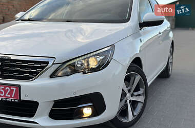 Хэтчбек Peugeot 308 2018 в 