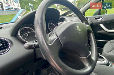Хэтчбек Peugeot 308 2007 в 