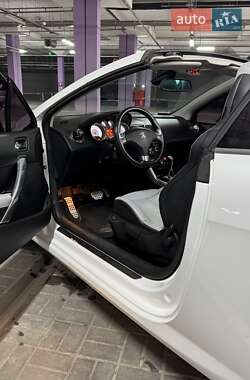 Кабріолет Peugeot 308 2012 в 