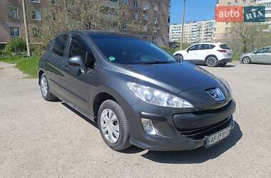 Хетчбек Peugeot 308 2008 в 