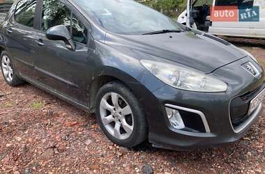 Хетчбек Peugeot 308 2012 в Львові