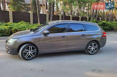Универсал Peugeot 308 2014 в Днепре