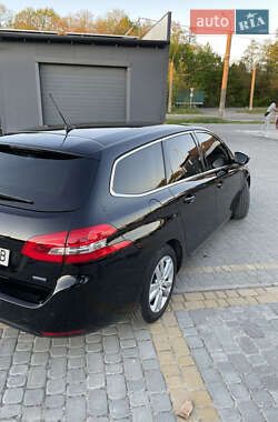 Універсал Peugeot 308 2015 в 