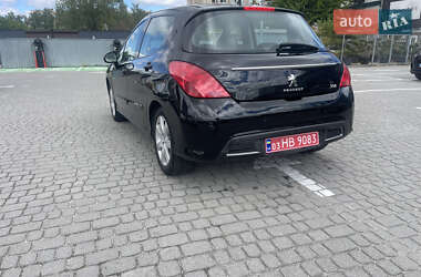 Хэтчбек Peugeot 308 2012 в 