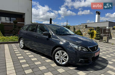 Универсал Peugeot 308 2019 в 