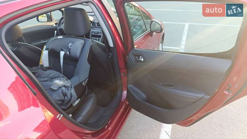 Хэтчбек Peugeot 308 2012 в Киеве
