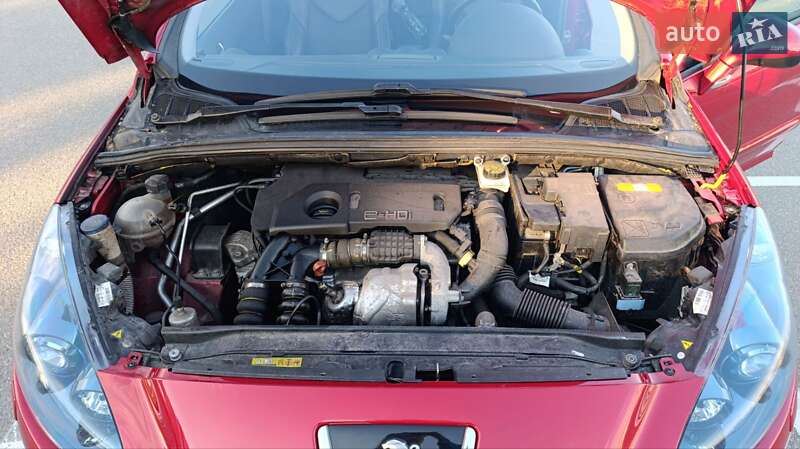 Хэтчбек Peugeot 308 2012 в Киеве