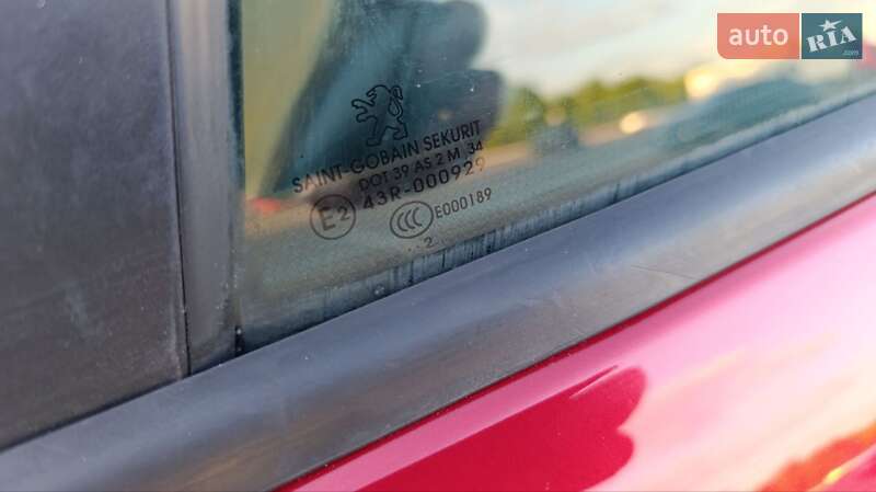 Хэтчбек Peugeot 308 2012 в Киеве