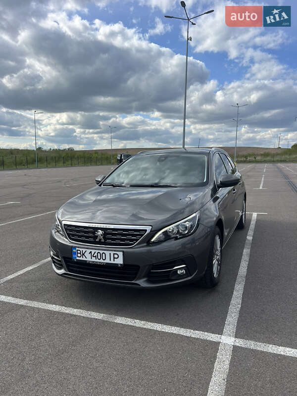 Універсал Peugeot 308 2019 в Рівному