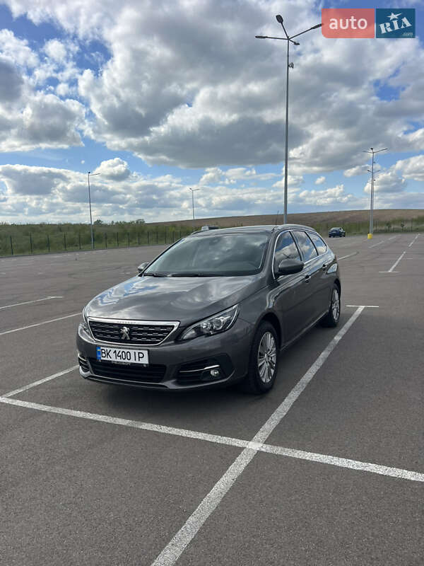 Універсал Peugeot 308 2019 в Рівному