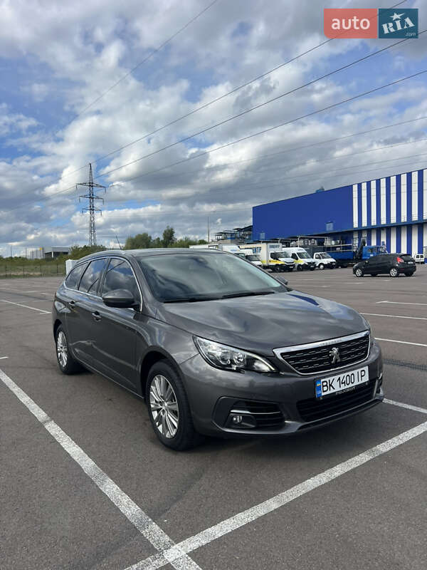 Універсал Peugeot 308 2019 в Рівному