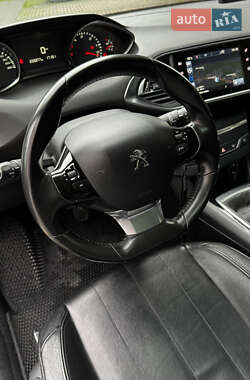 Универсал Peugeot 308 2014 в 