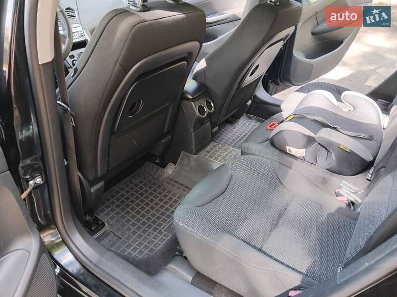 Универсал Peugeot 308 2008 в Жидачове фото 15 Универсал Peugeot 308 2008 в Жидачове