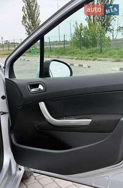 Универсал Peugeot 308 2012 в 