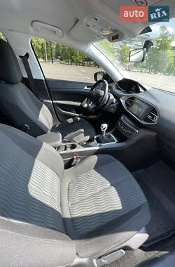 Универсал Peugeot 308 2014 в 
