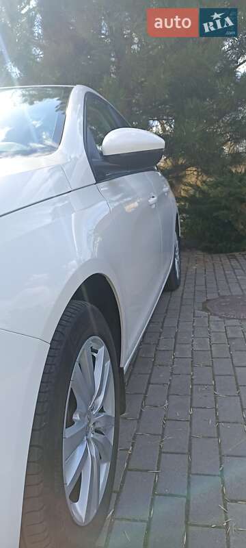 Универсал Peugeot 308 2015 в Каменке