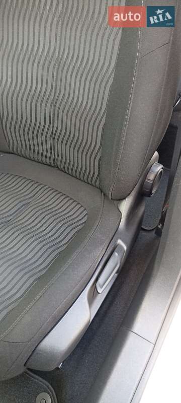 Универсал Peugeot 308 2015 в Каменке