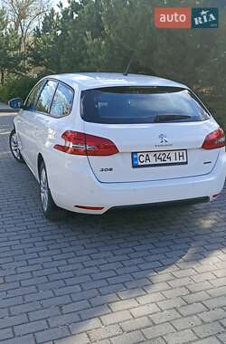 Универсал Peugeot 308 2015 в 