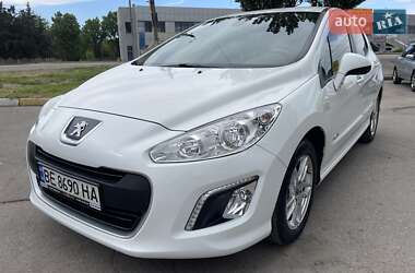Хетчбек Peugeot 308 2013 в Миколаєві