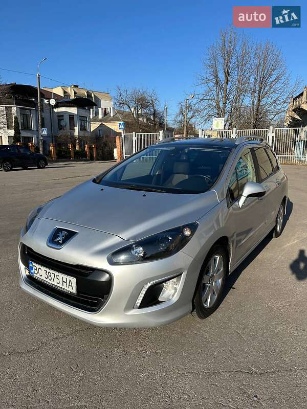 Универсал Peugeot 308 2012 в 