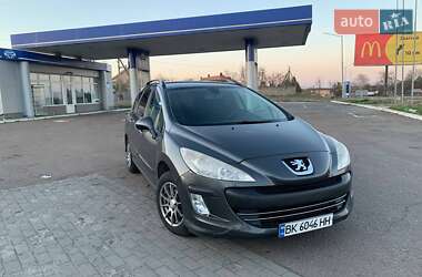 Универсал Peugeot 308 2010 в Ровно