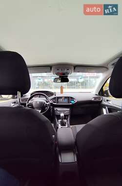 Универсал Peugeot 308 2014 в 