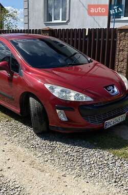 Хэтчбек Peugeot 308 2008 в Самборе