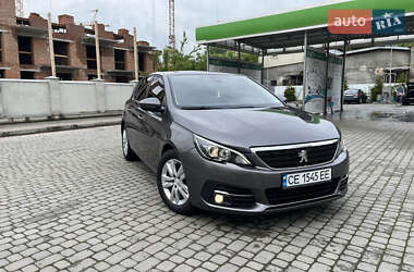 Хэтчбек Peugeot 308 2017 в 
