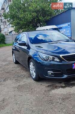 Универсал Peugeot 308 2020 в 