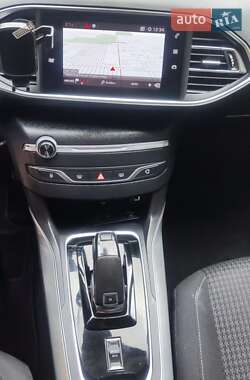 Универсал Peugeot 308 2020 в 