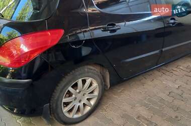 Хэтчбек Peugeot 308 2008 в 